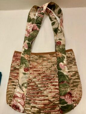 Scandinavian hand woven floral purse.Gorgeous!!
